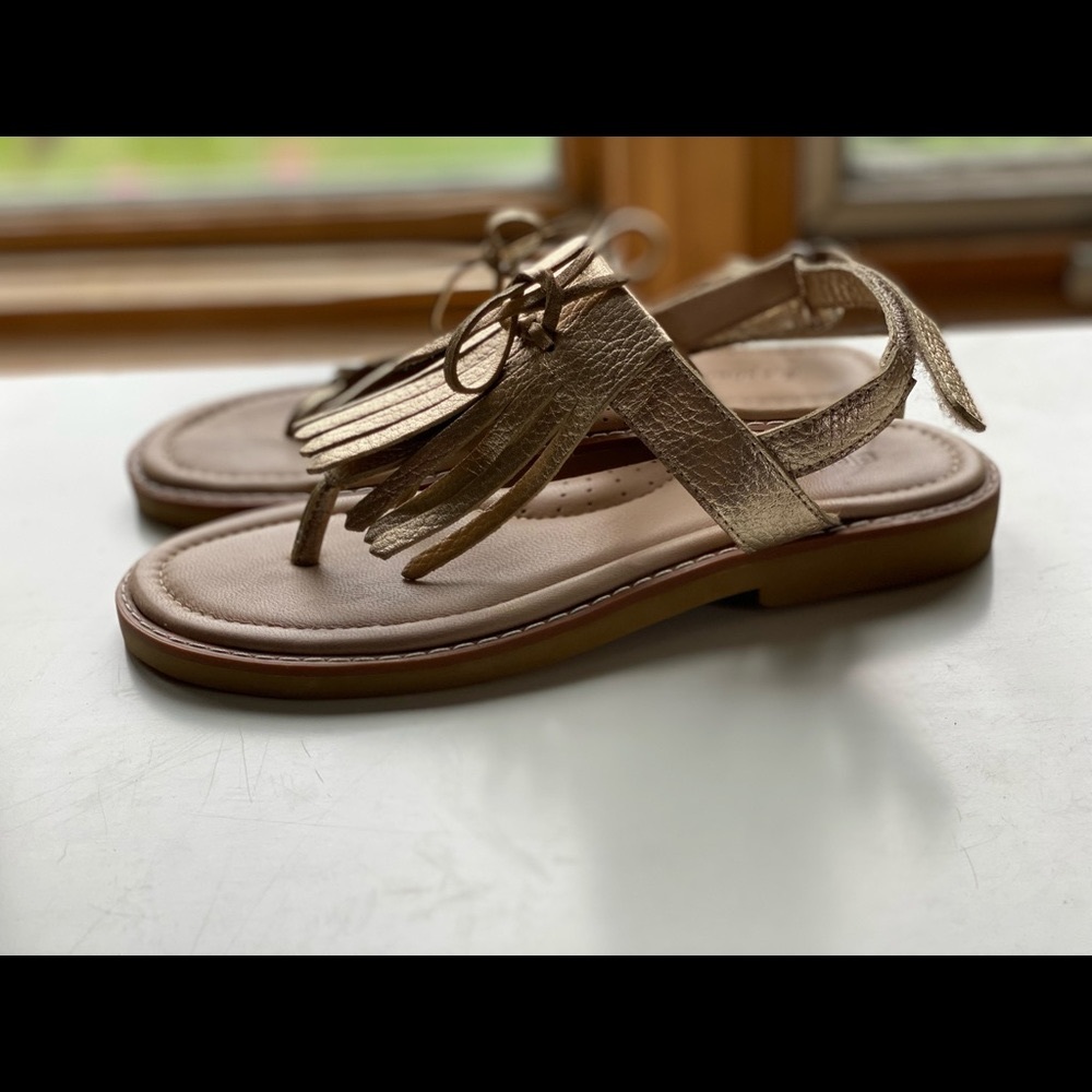 Elephantito Fringes Sandal in Gold, 3 M US Little Kid